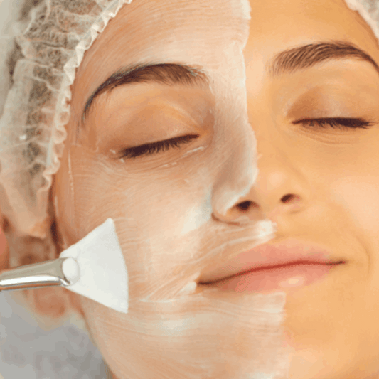Limpeza de Pele + Máscara Facial (2 horas)